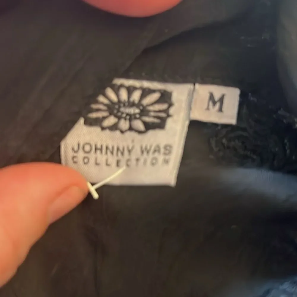 Johnny Was black button down shirt size medium - Picture 7 of 11